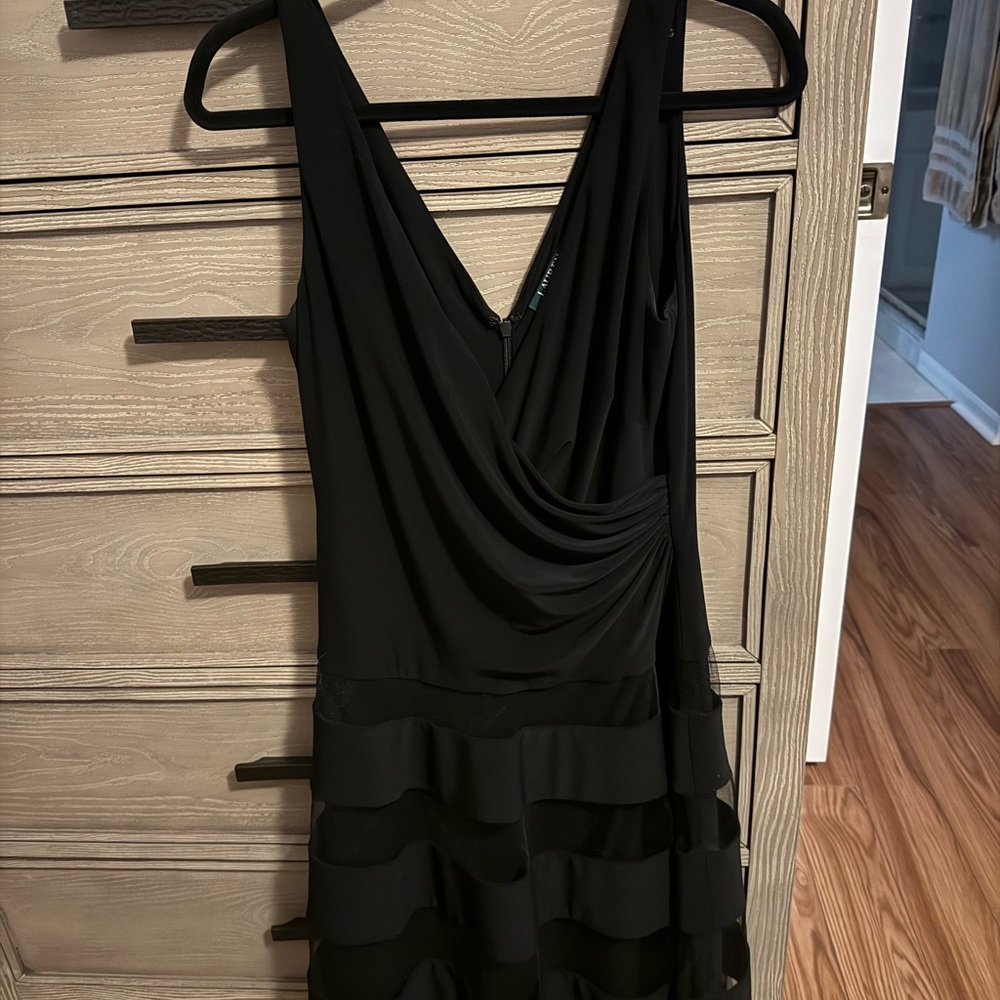 Elegant Black Sleeveless Dress